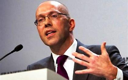 Μεταρρυθμίσεις ή βγαίνετε απ' το ευρώ, λέει στέλεχος της ΕΚΤ