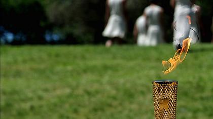 Live Streaming: Η τελετή αφής της Ολυμπιακής Φλόγας