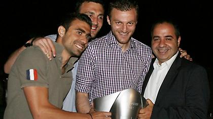 Μαζί τα… φάγανε!