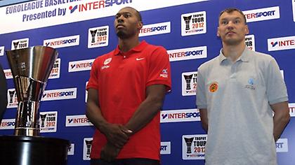 Μας έστειλαν στο τρελάδικο