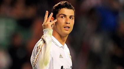 Φίγκο: «Ο Ρονάλντο σπάει τα ρεκόρ»