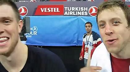 Οι παίκτες της Μπαρτσελόνα τσακώνονται για ένα… Blog (video)