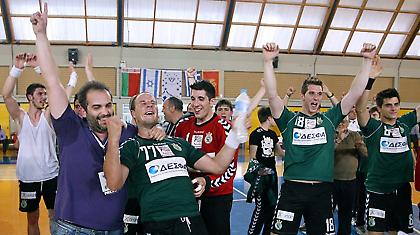 Χορεύοντας με τους «λύκους»…