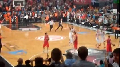 Ακόμη τρέχουν οι Αγγελόπουλοι! (video)