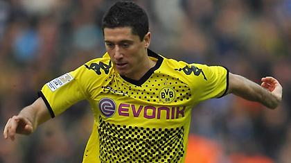 «Ματιές» σε Λεβαντόφσκι από Γιουνάιτεντ