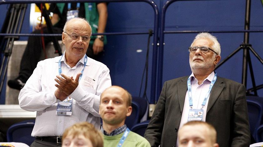 Η ΕΟΚ συνεχάρη τον Ολυμπιακό