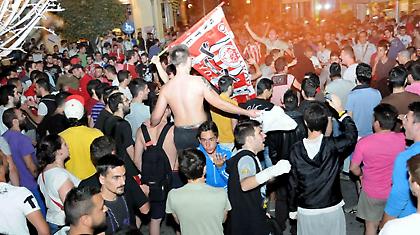 Ε-ε-έρχονται!