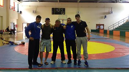 Αρχίζει πάλ-η!