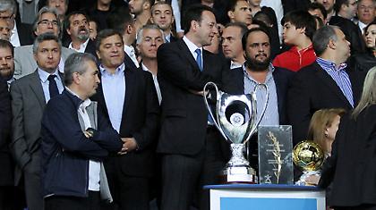 Σε απολογία Ολυμπιακός, Ατρόμητος, Σπανός