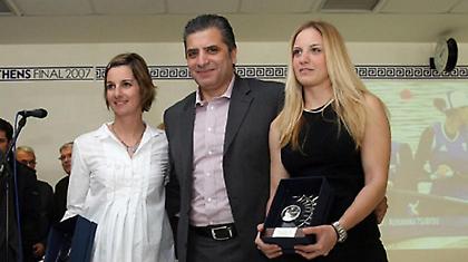 Δεν πάνε Λονδίνο Κραβαριώτη-Παπαδοπούλου