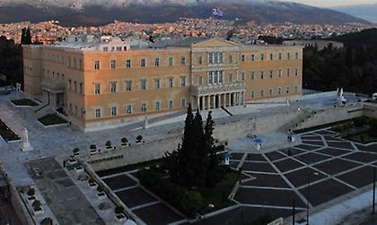 Θέλουν να κερδίσει η ΝΔ, αλλά βλέπουν ΣΥΡΙΖΑ