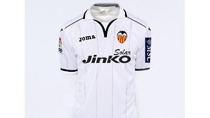 «Νυχτερίδες» με νέα φανέλα (video)