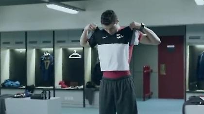 Δεν βρήκε στο… νουμεράκι του ο Κριστιάνο! (video)