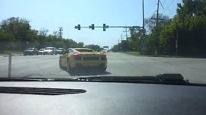 H Lamborghini σε μάρανε βρε νούμερο… (vid)