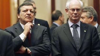 Ρομπάι και Μπαρόζο θέλουν την Ελλάδα στην ευρωζώνη