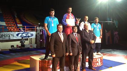 Ασημένιο ο Βουρδάνος