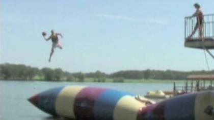 Απίθανα καλάθια στην παραλία! (video)