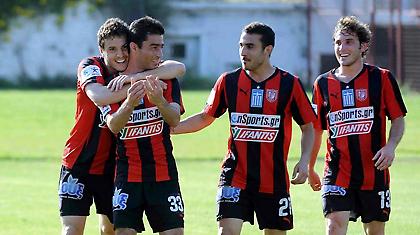 Στα πλέι οφ Παναχαϊκή και Καλλιθέα