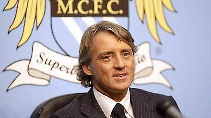 Στο ίδιο τραπέζι Μαντσίνι-Σίτι