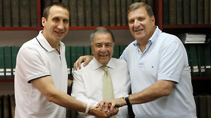 Μένει Μακάμπι ο Μπλατ!