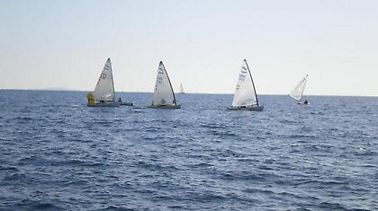 Επιτυχία επί… οκτώ