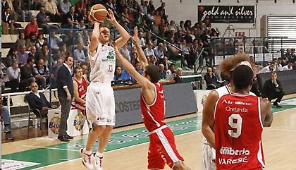 Ήττα για Σιένα, πρόκριση στο buzzer για Σάσαρι