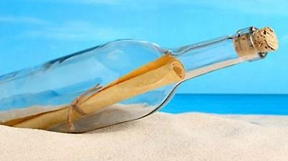 SOS! Ωκεανός Οργής ξέβρασε μήνυμα σε μπουκάλι… στην Κομματική Ακτή