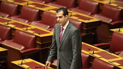 Επίθεση αναρχικών στον Θανάση Πλεύρη