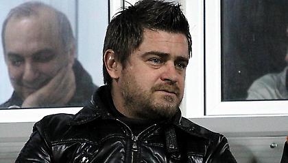 Πλησιάζει στην Πλατεία ο Δερμιτζάκης