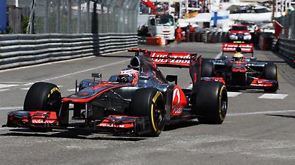 «Χόρεψε» στο βροχερό Πριγκιπάτο ο Μπάτον