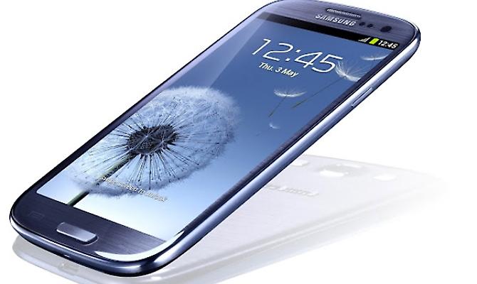 Ποιο έχει καλύτερο φωνητικό οδηγό, το Galaxy S3 ή το iPhone 4S;