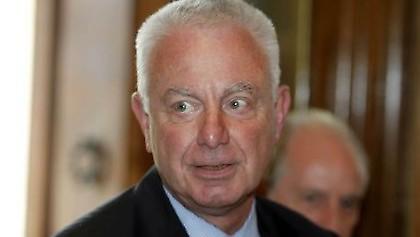 Πικραμμένος: «Θέλουν την Ελλάδα στο ευρώ»