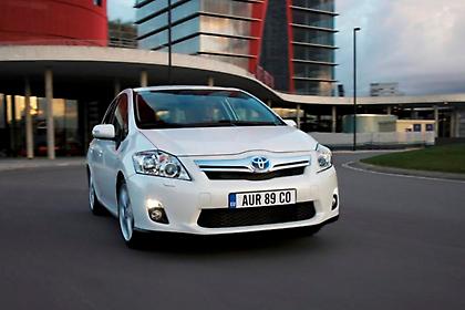 Πάνω από 4.000.000 υβριδικά Toyota και Lexus