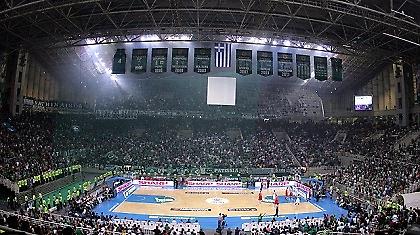 Φτιάχνουμε το μπάσκετ, αδειάζοντας τα γήπεδα