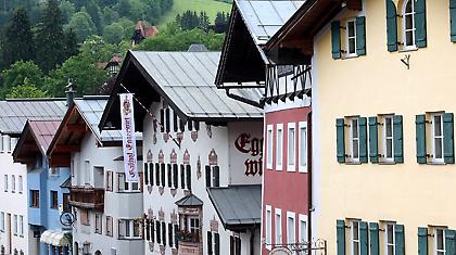 Το «γαλανόλευκο» Κιτσμπούελ, τα «apfelstrudel» και το καλό συναπάντημα