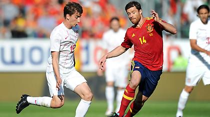 Νίκησε, αλλά δεν έπεισε η Ισπανία (vids)