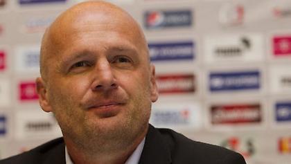 Ανανέωσε ο Μπίλεκ με Τσεχία