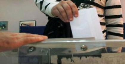 Άνεργοι & δημόσιοι υπάλληλοι ψηφίζουν Σύριζα