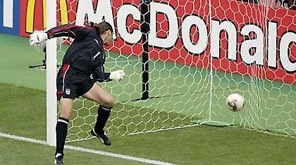 «Κρέμασε» κι εσύ τον Σίμαν, μπορείς! (video)