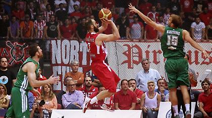 Ολυμπιακός, με το…μαχαίρι στα δόντια