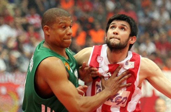 Οι προσγειωμένοι και οι τσαντισμένοι