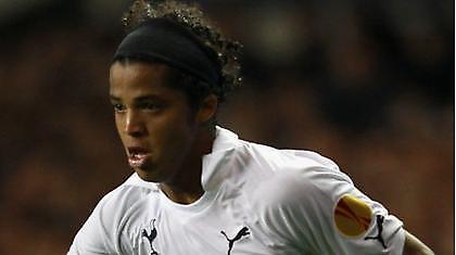 Ξεκαθαρίζει το μέλλον του Ντος Σάντος