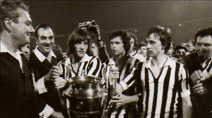 Το τρίτο σερί του Άγιαξ (video)