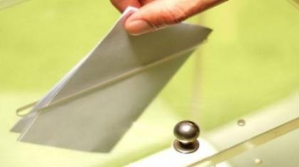 Οριακή υπεροχή της ΝΔ έναντι του Σύριζα – Το γκάλοπ της GPO