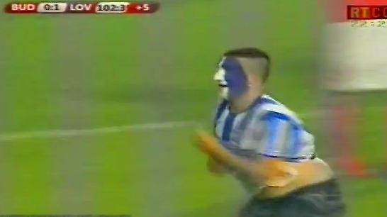 Ωραίος «κάφρος» (video)