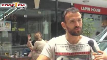 «Προσγειωμένοι και με χαμηλά το κεφάλι»