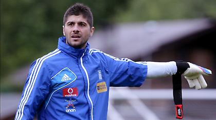 Σηφάκης: «Να τους βγάλουμε στο δρόμο»