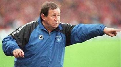 Στον ίδιο πάγκο 44 χρόνια!