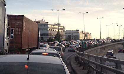 Μποτιλιάρισμα στον Κηφισό!