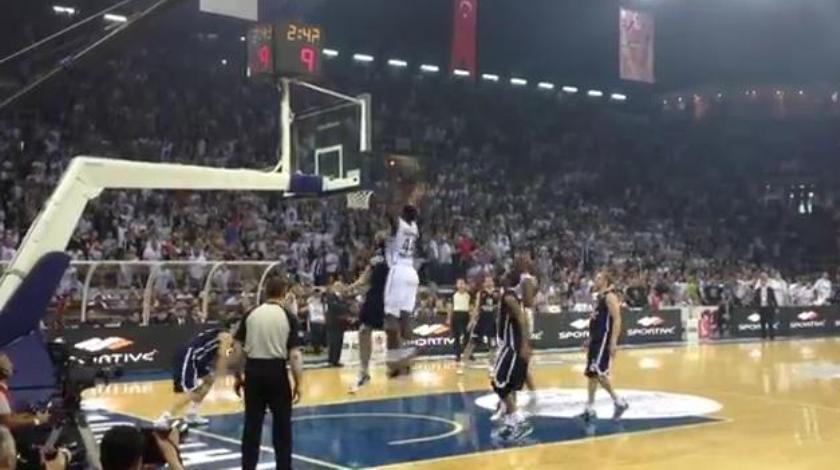 Αυτό θα πει στη «μούρη σου» (video)